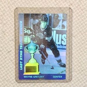 1991-92 Upper Deck Hockey Card Hologram #AW6 Wayne Gretzky Lady Bing Trophy